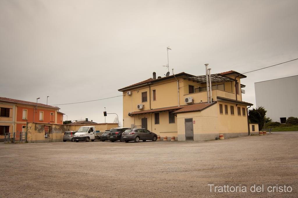 Affittacamere Trattoria Del Cristo Ospedaletto Lodigiano المظهر الخارجي الصورة